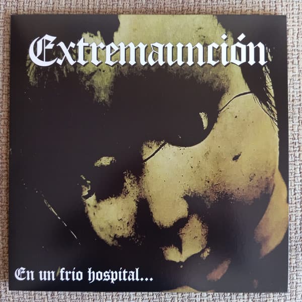 Extremauncion — En un frío hospital...
