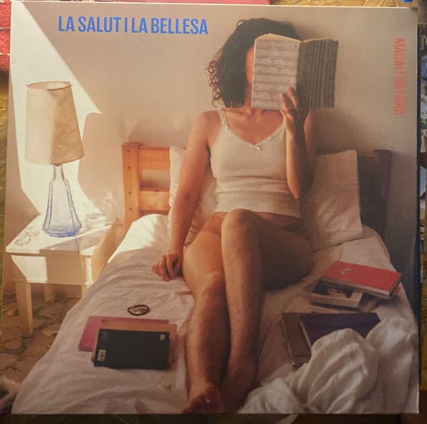 Magalí Datzira — La Salut I La Bellesa